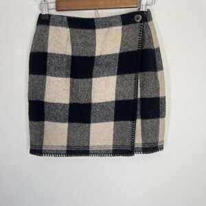 Ralph Lauren Black and Cream Plaid Mini Skirt